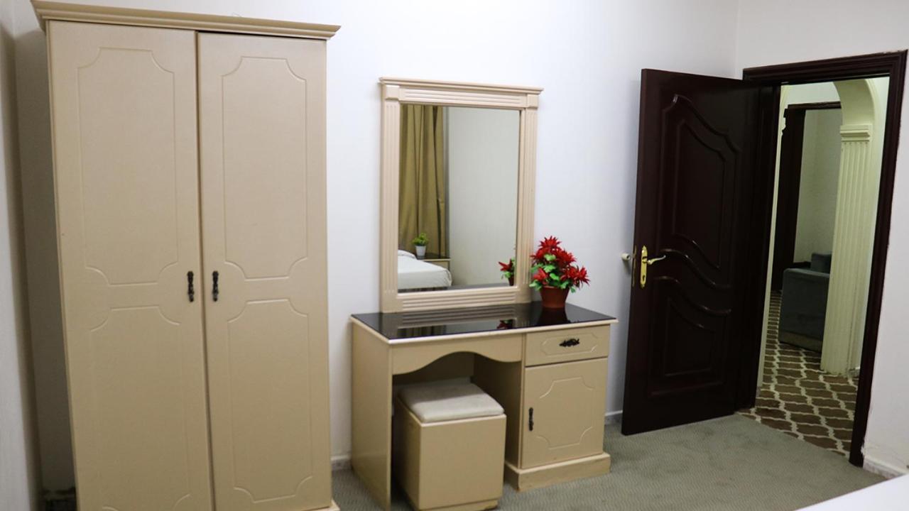 Al Farhan Hotel Suites Эр-Рияд Экстерьер фото
